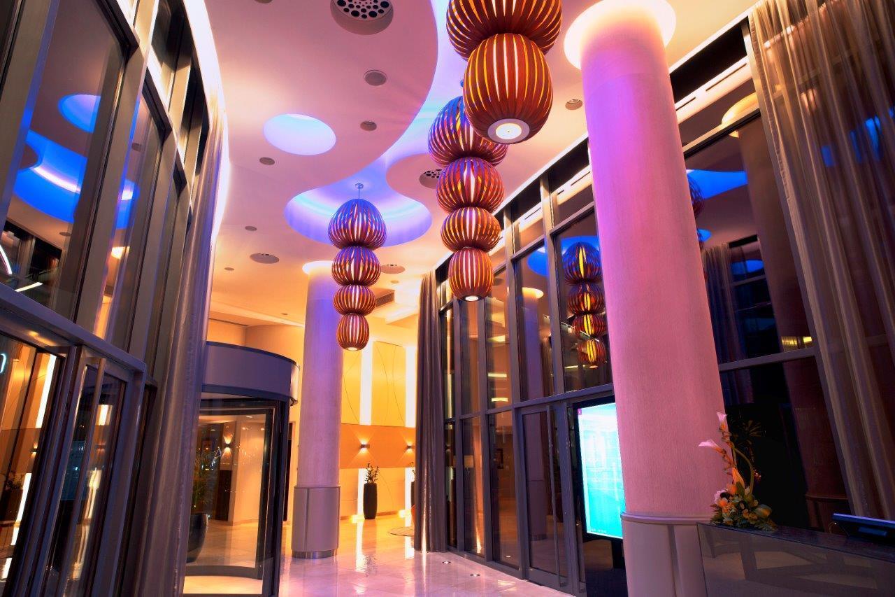 Majestic Arjaan By Rotana - Manama Aparthotel Exterior photo The lobby of the hotel