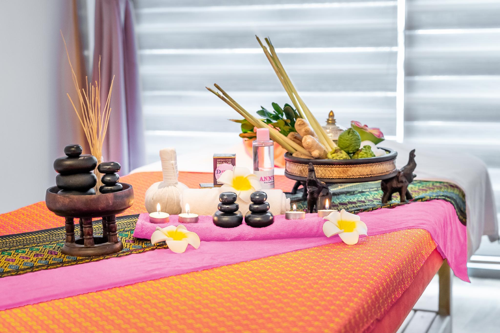 Majestic Arjaan By Rotana - Manama Aparthotel Exterior photo Thai massage equipment