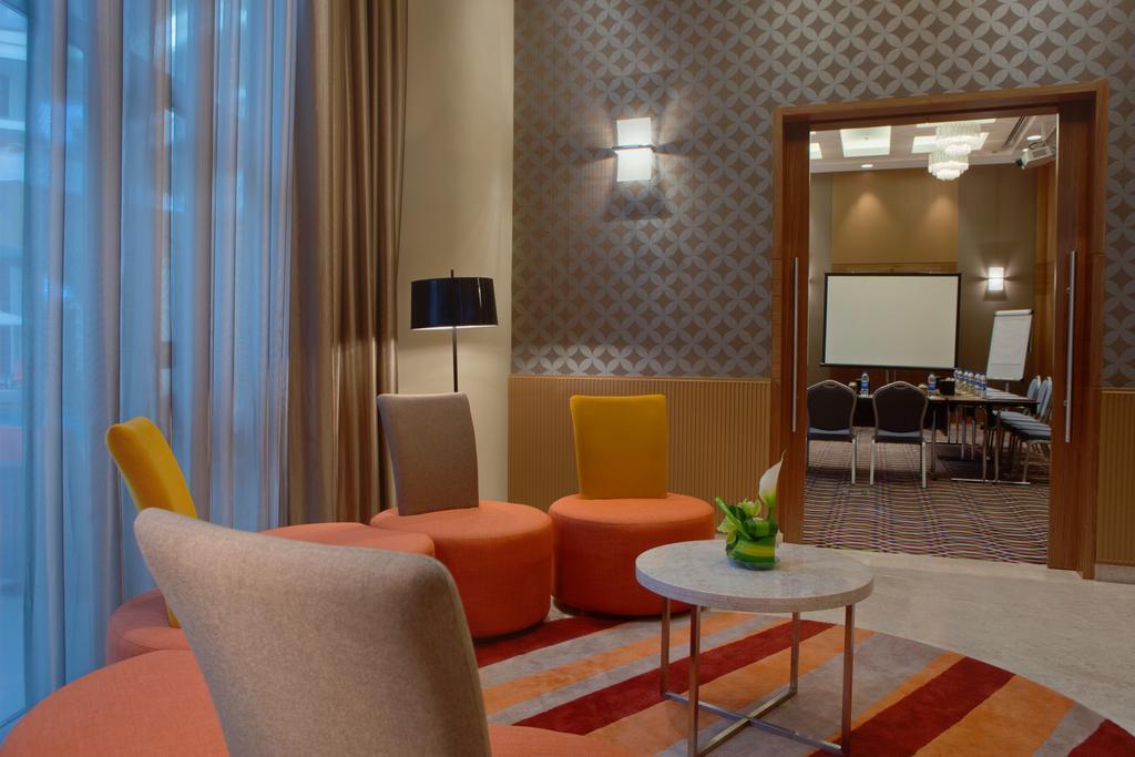 Majestic Arjaan By Rotana - Manama Aparthotel Exterior photo Meeting room at the hotel
