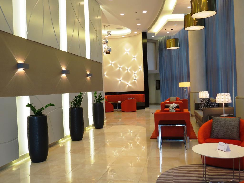 Majestic Arjaan By Rotana - Manama Aparthotel Exterior photo Lobby